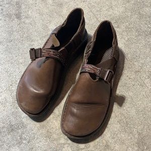 Chaco PedShed Mules/ Clogs Leather